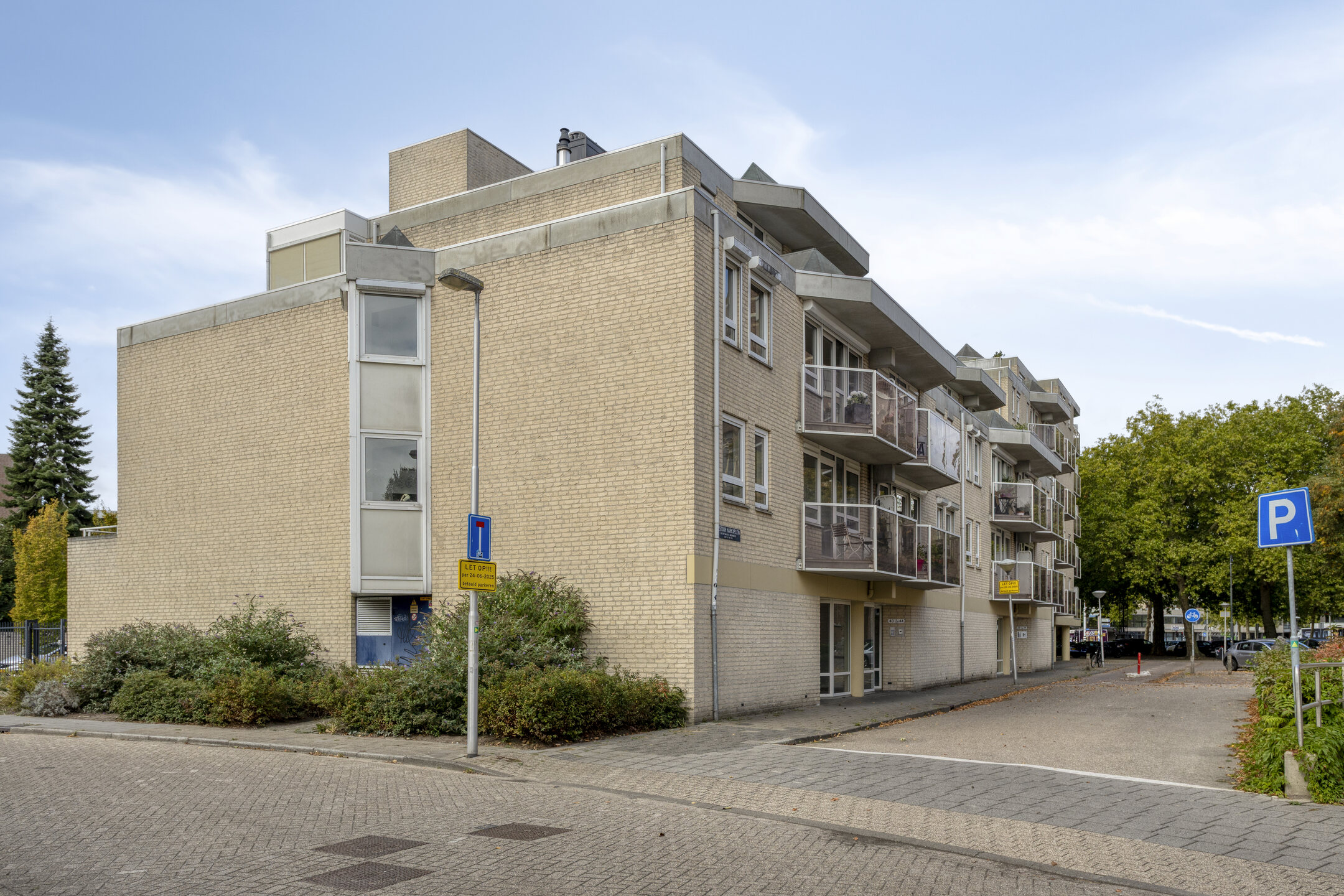 Eindhoven – Pastoor Harkxplein 43